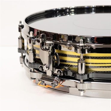 Pearl Masterworks Snare Drum 14x3.5 Free Floating - Gold Swirl on Black Carbon【イケベ楽器店創業50周年記念モデル】 画像2