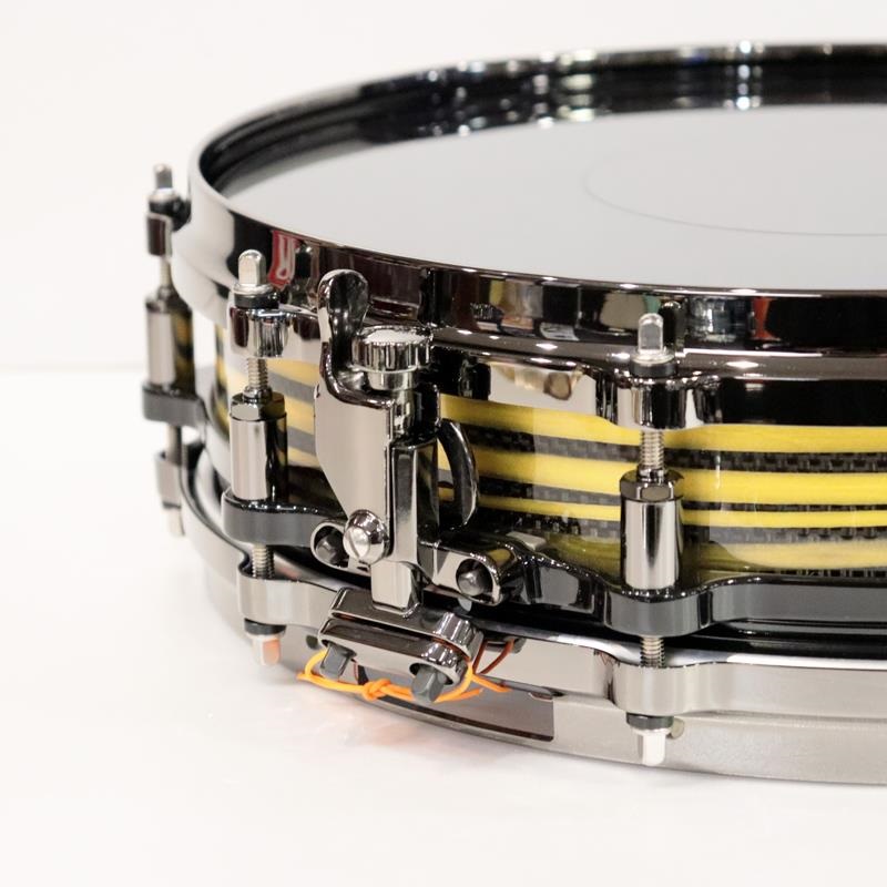 Pearl Masterworks Snare Drum 14x3.5 Free Floating - Gold Swirl on Black Carbon【イケベ楽器店創業50周年記念モデル】 画像2