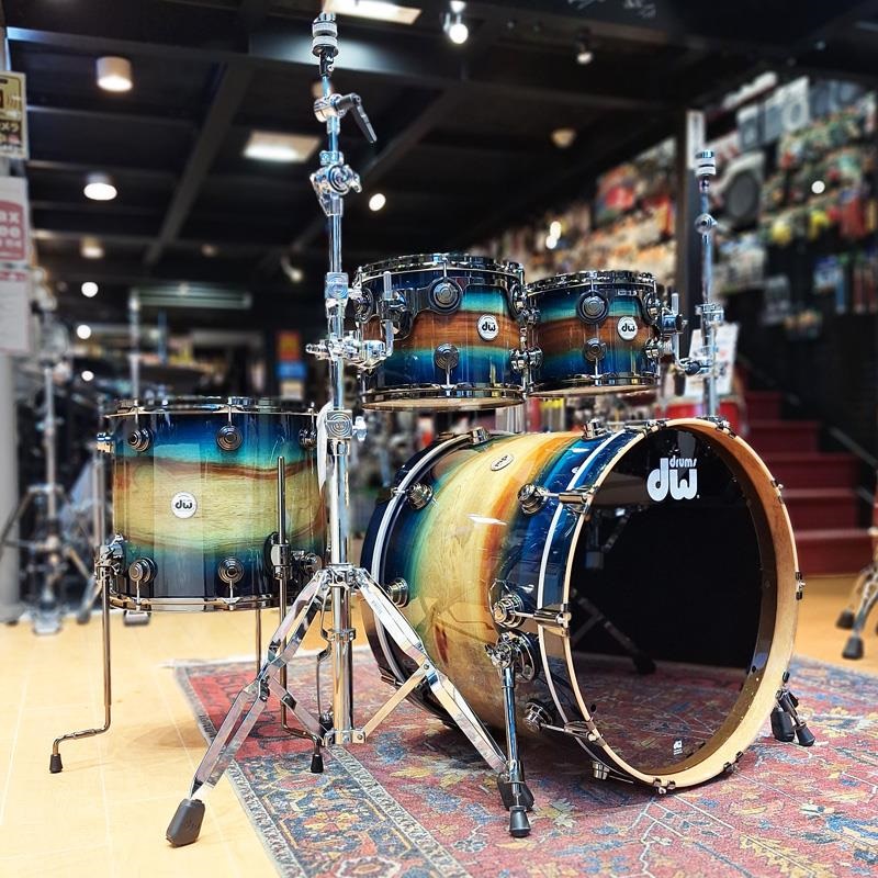 dw 【受注生産品/納期約6か月、ご注文受付中！】Collector's SonicPly 4pc Drum Kit [BD22，FT16，TT12&10 / Natural to Quick Royal Blue Burst over Horizontal Padauk] 画像1