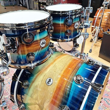 dw 【受注生産品/納期約6か月、ご注文受付中！】Collector's SonicPly 4pc Drum Kit [BD22，FT16，TT12&10 / Natural to Quick Royal Blue Burst over Horizontal Padauk] 画像5