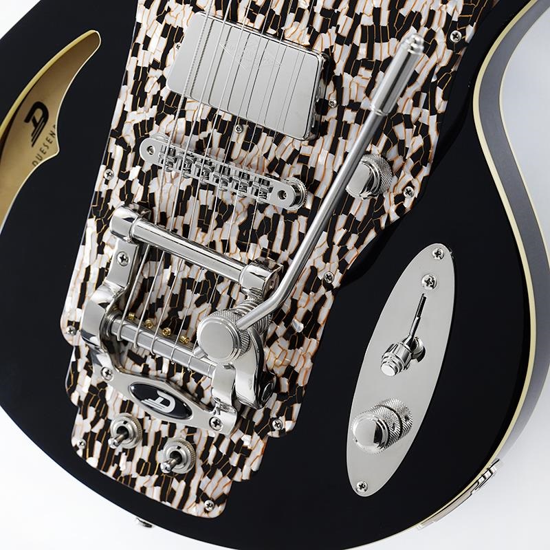 Duesenberg DJA-BK JULIA (Black w/Crystaloid pickguard) 【傷あり特価】 画像4