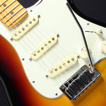 Fender USA USED 中古 American Ultra Stratocaster (Ultraburst/Maple) 画像3