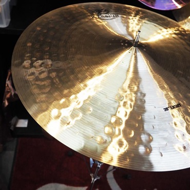 Zildjian 【イケベ楽器店創業50周年記念モデル】K Constantinople Light Ride 20''[1913g] 画像3