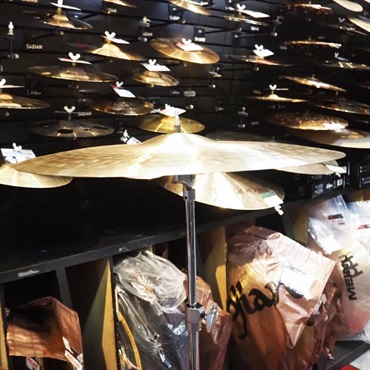 Zildjian 【イケベ楽器店創業50周年記念モデル】K Constantinople Light Ride 20''[1913g] 画像5