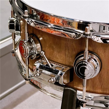 dw DR920514SSC101 [Collector's Pure Walnut 14×5 / Natural Satin Oil]【限定生産モデル】 画像2