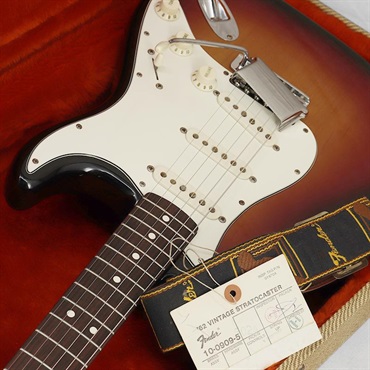 Fender USA VINTAGE 62 Stratocaster '82 Sunburst/R 画像5